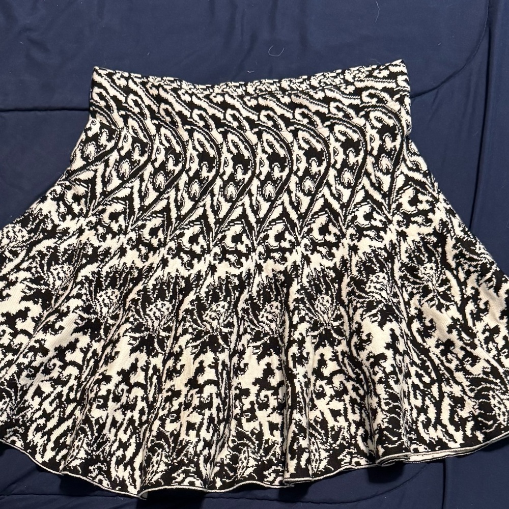 Xhilaration Black and White Skater Skirt